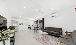 Living area - MetaWise BnB Modern 2BR Self-Contained Guest Suite (Woodbine)