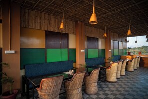 Restaurant - Pushkar Desert View (Pushkar)