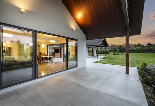 5-Acre Farm Paradise Escape nr Albany & Silverdale