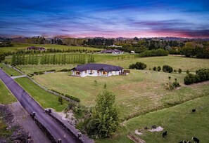 Exterior - 5-Acre Farm Paradise Escape nr Albany & Silverdale (Auckland North Shore)