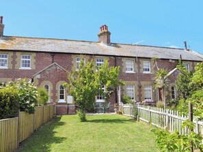 Exterior - Old Coastguard Cottage (Freshwater)