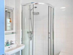 Towels - Old Coastguard Cottage (Freshwater)