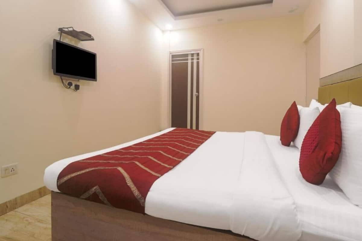 Deluxe tweepersoonskamer, uitzicht op tuin | Een strijkplank/strijkijzer, gratis wifi, rolstoeltoegankelijk