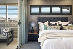 4 chambres, fer et planche à repasser, Wi-Fi, draps fournis