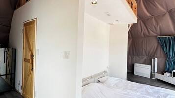 Bureau, Wi-Fi gratuit, draps fournis