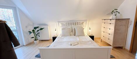2 habitaciones, escritorio, cuna de viaje y wifi gratis
