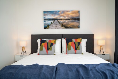 **Relax by the Beach, Close to Melbourne CBD**Summer Holidays