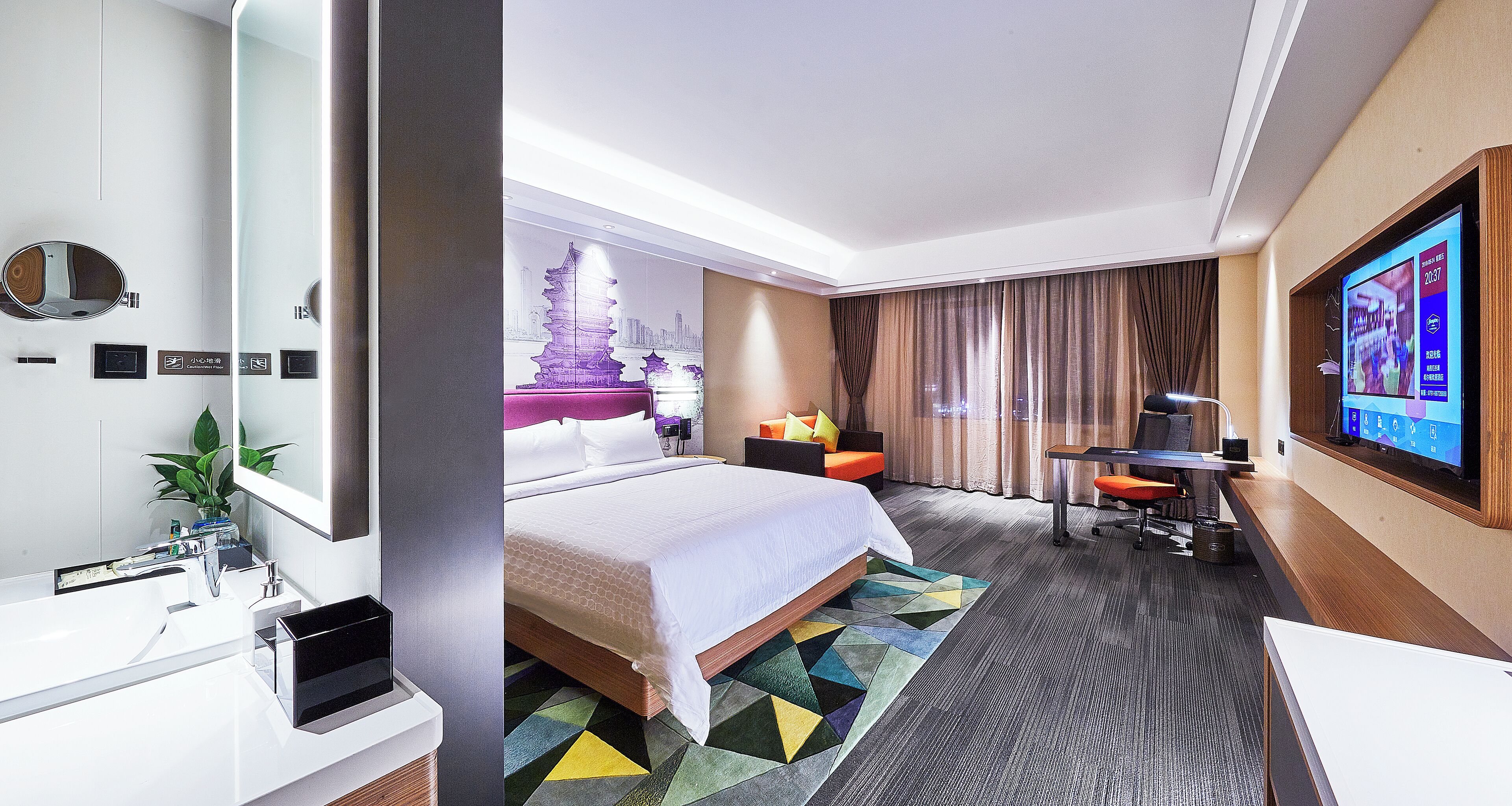 Desk, laptop workspace, free WiFi