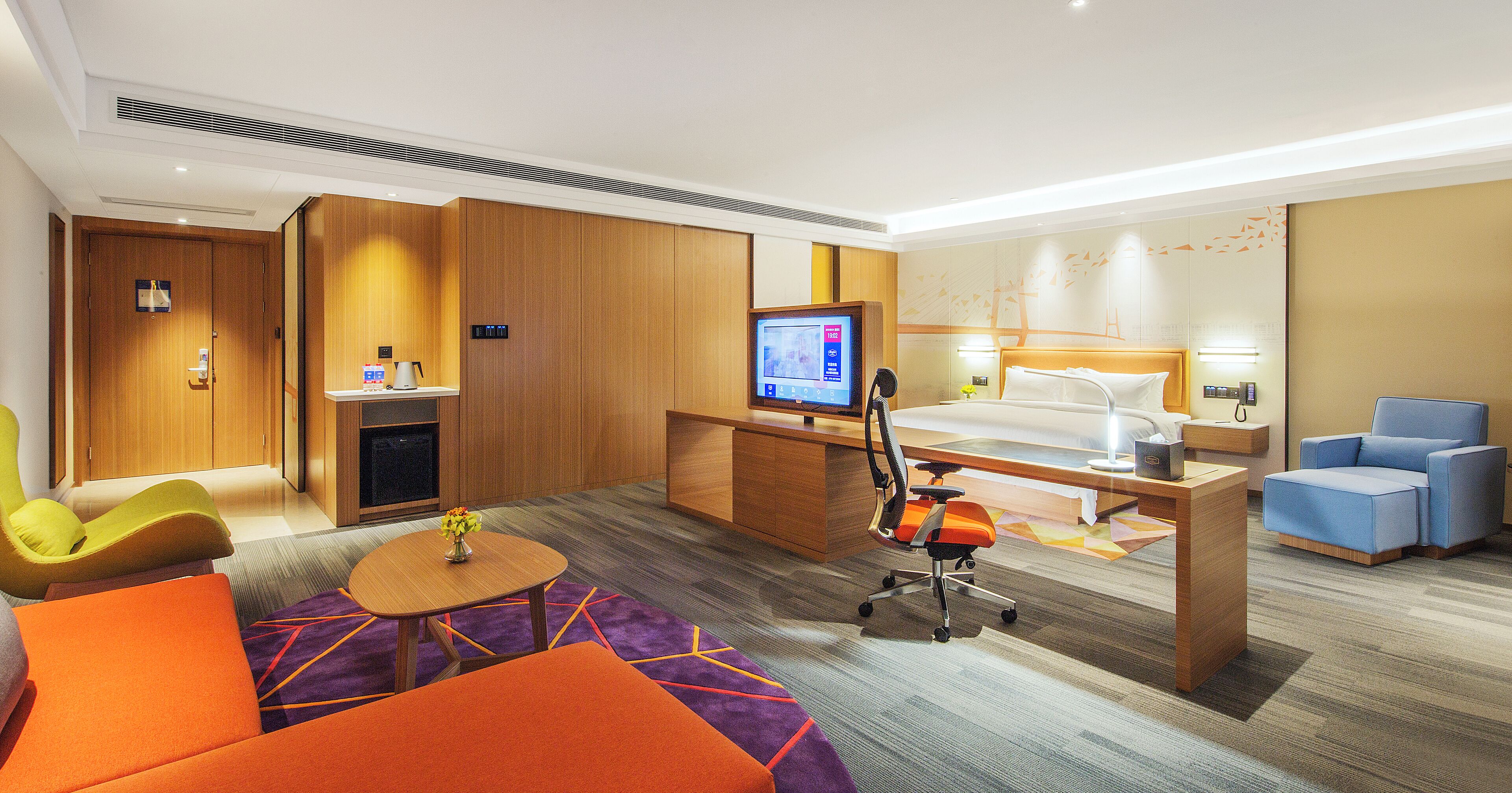 Luxury Studio Suite, City View | Desk, laptop workspace, free WiFi