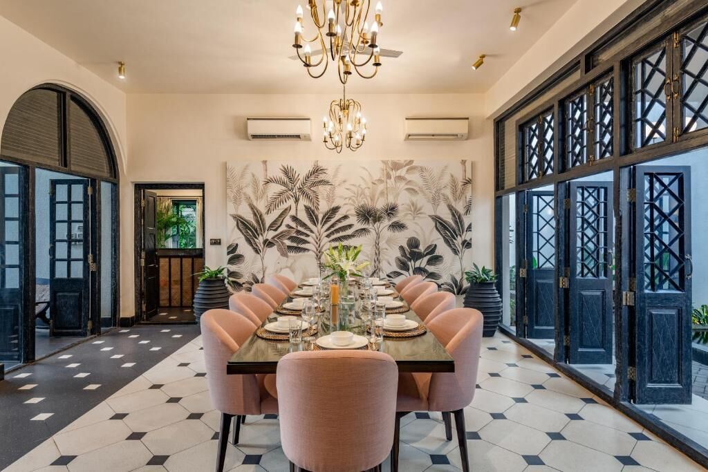 Villa, 4 Schlafzimmer, Balkon, Gartenblick | Speisen