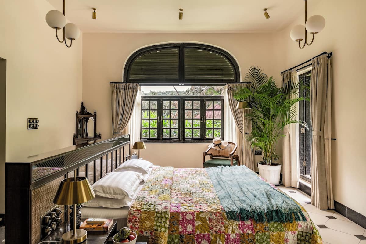 Vila, 3 quartos, vista para a piscina | Ferros/tábuas de passar roupa, Wi-Fi de cortesia