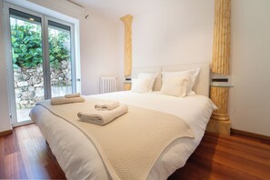2 bedrooms, iron/ironing board, WiFi, bed sheets - 2BR Cozy Villa Saint-Jean-Cap-Ferrat (Saint-Jean-Cap-Ferrat)