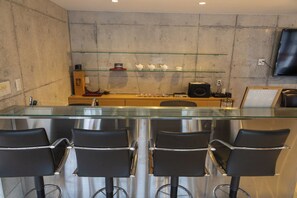 Villa luxueuse | Bureau, accès au Wi-Fi (inclus), literie fournie