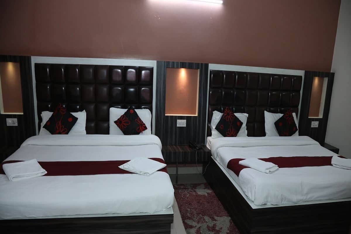 Family Room | Free WiFi