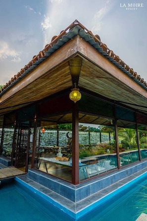 Standard Room | Living area - La Moire Resort Bhimashankar (Ambegaon)