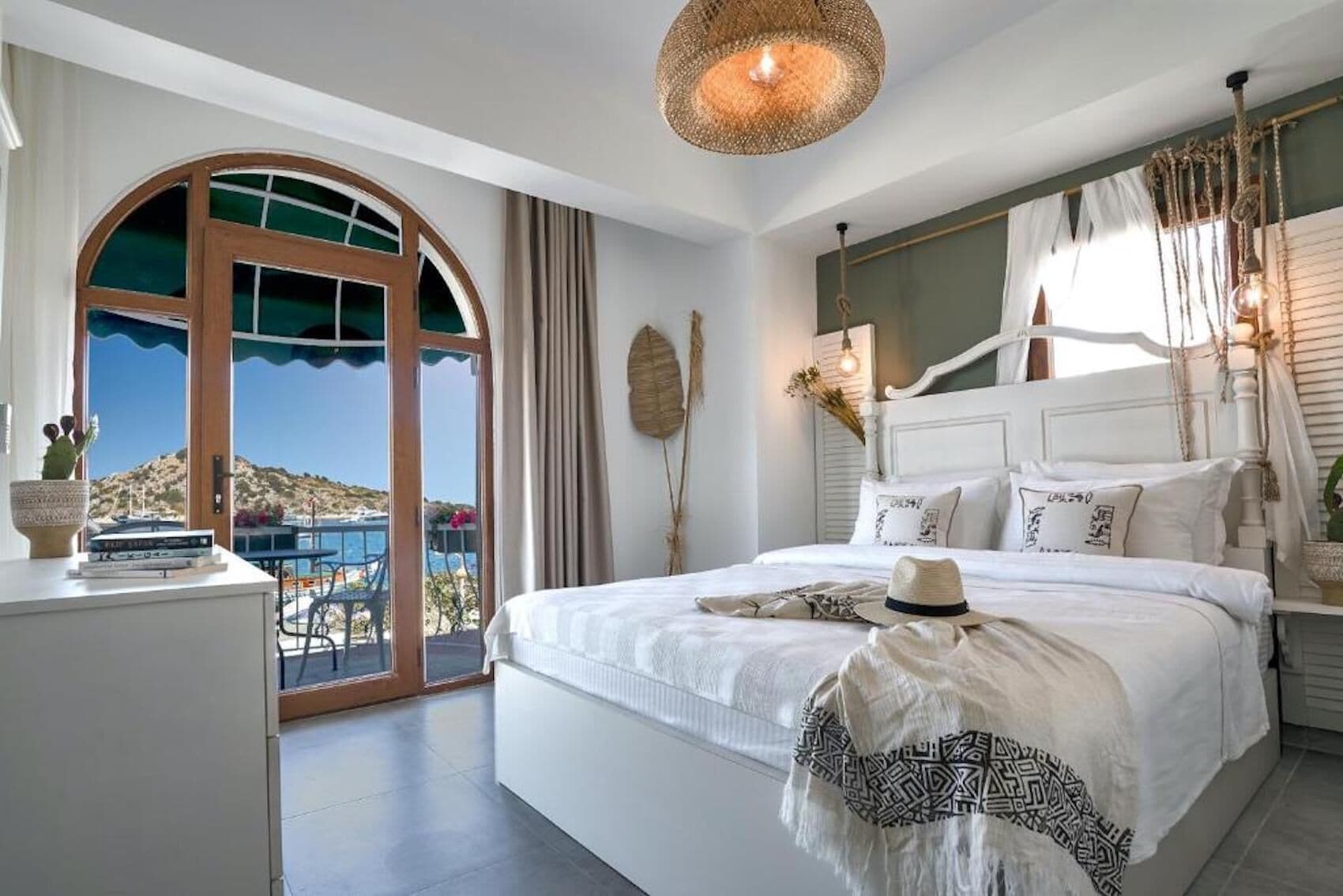 Bügeleisen/Bügelbrett, WLAN, Bettwäsche