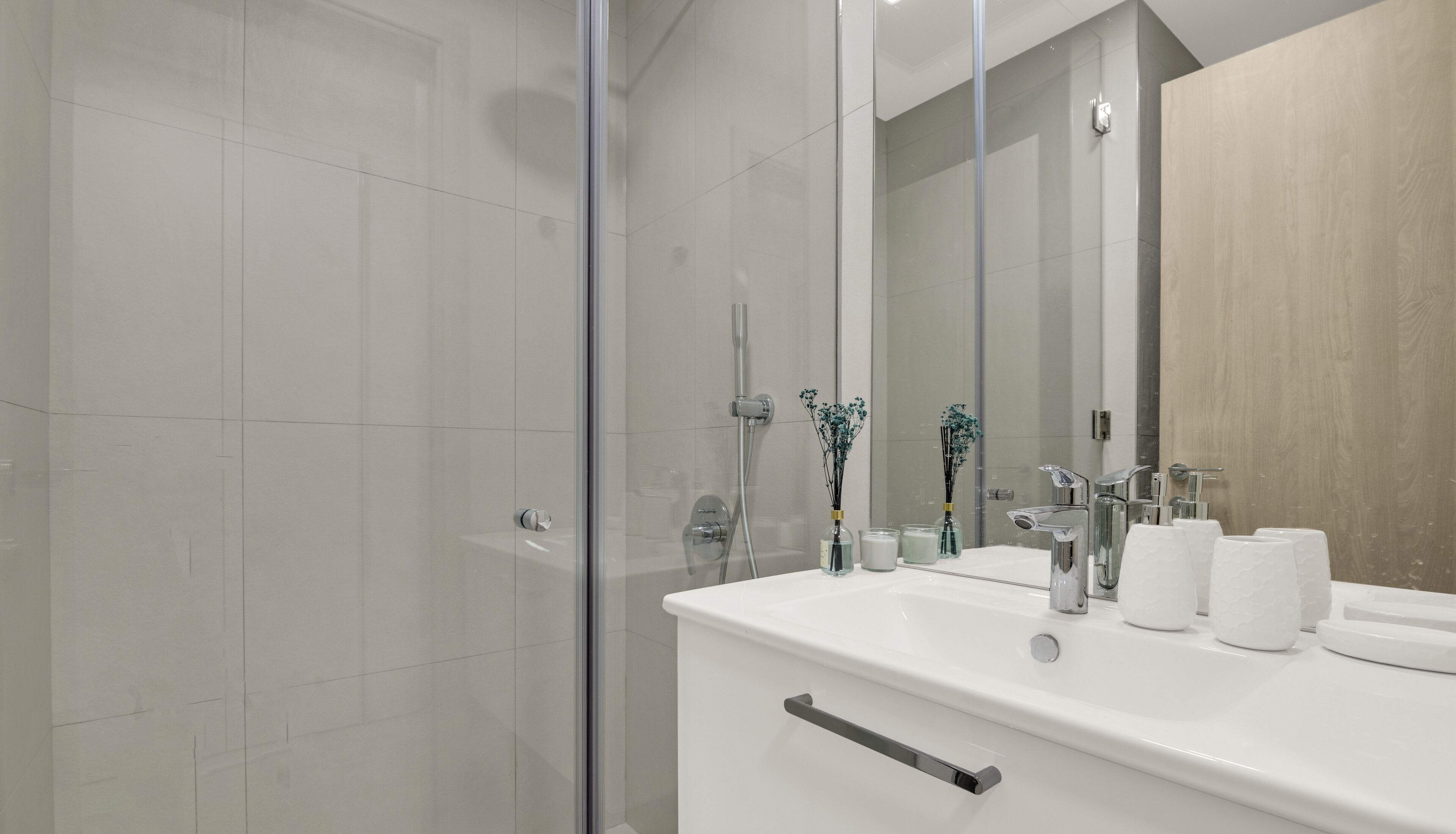 Luxe studio, uitzicht op de stad | Badkamer