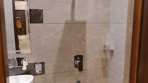 Bathroom - Hotel Sky Inn (Sikar)