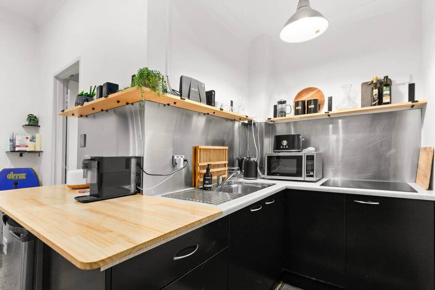 Fridge, microwave, stovetop, toaster