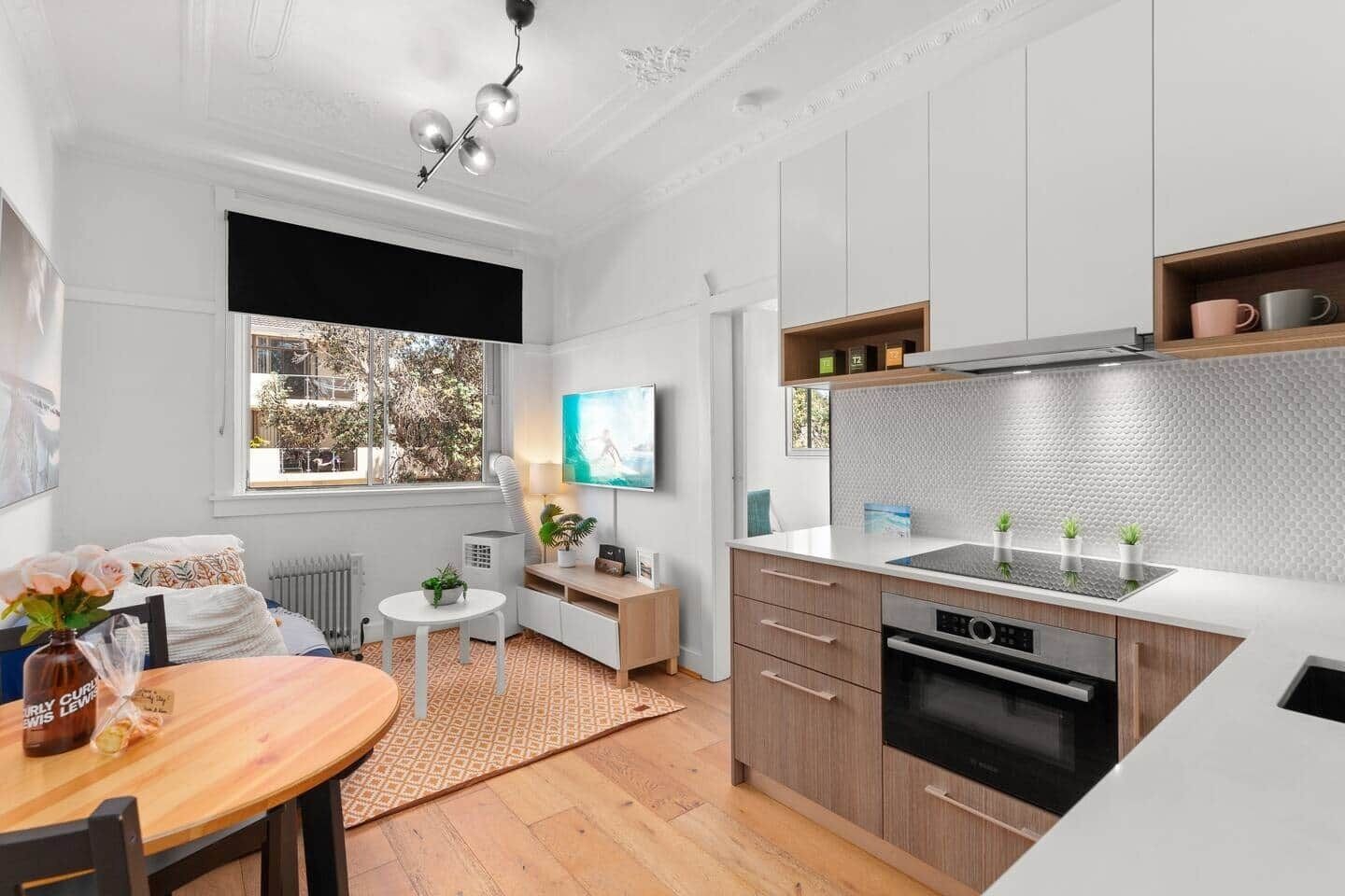 雪櫃、微波爐、焗爐、爐具