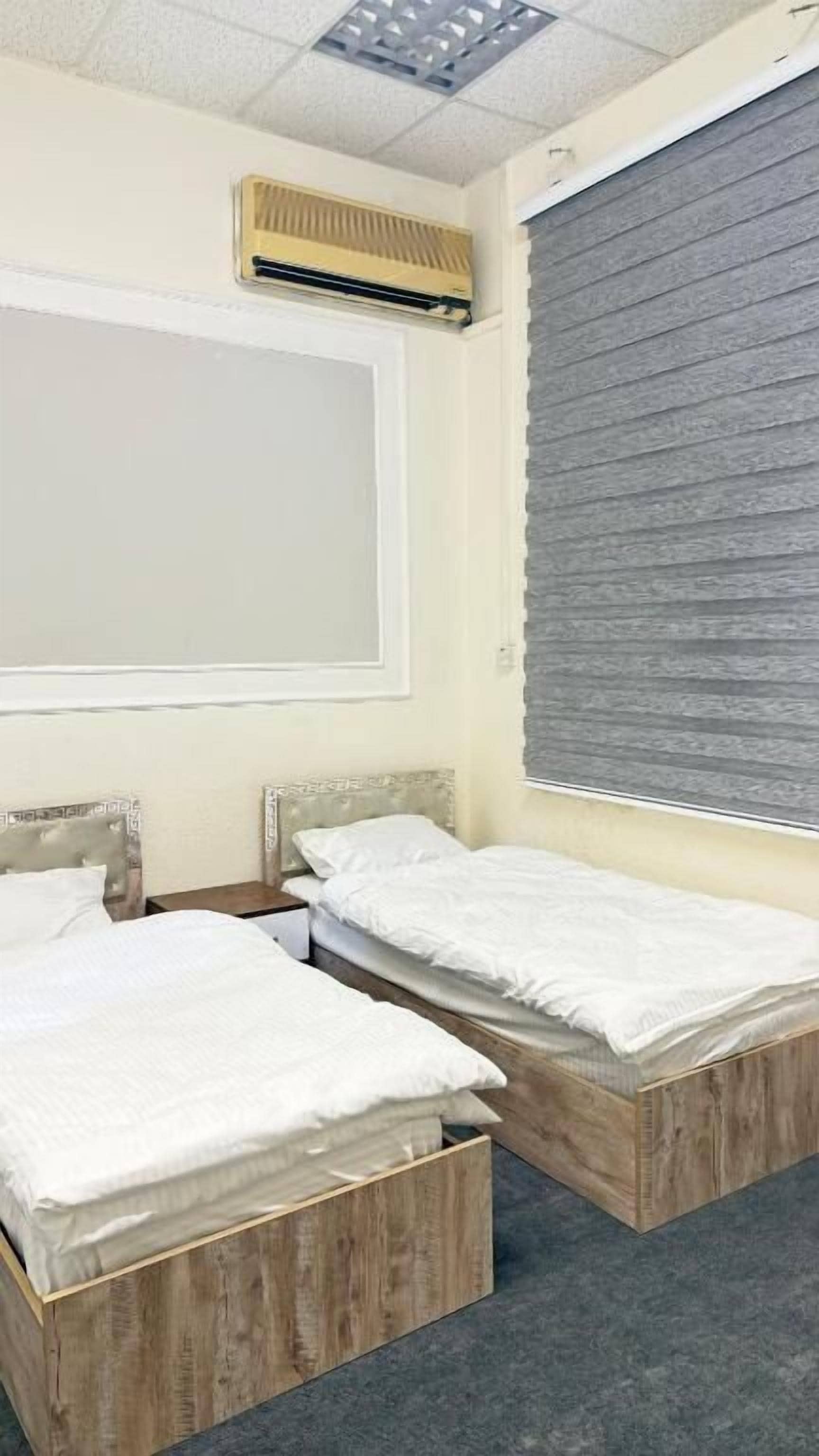 Twin Room, Balcony | Iron/ironing board, free WiFi