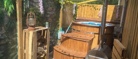 Baignoire à remous extérieure