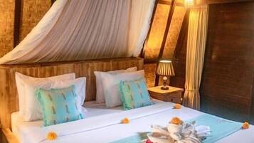 Superior-dobbeltværelse - udsigt til pool | Pengeskab på værelset, gratis Wi-Fi