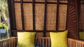 Superior Double Room, 1 King Bed, Non Smoking, Pool View