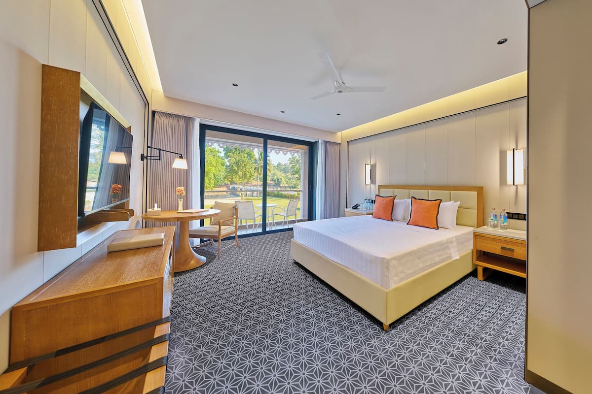 Whispering Brook | Escritorio, wifi gratis, ropa de cama