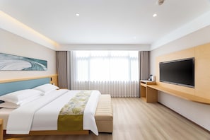 View from room - Shiershan Yuntang Hotel (Qingdao)