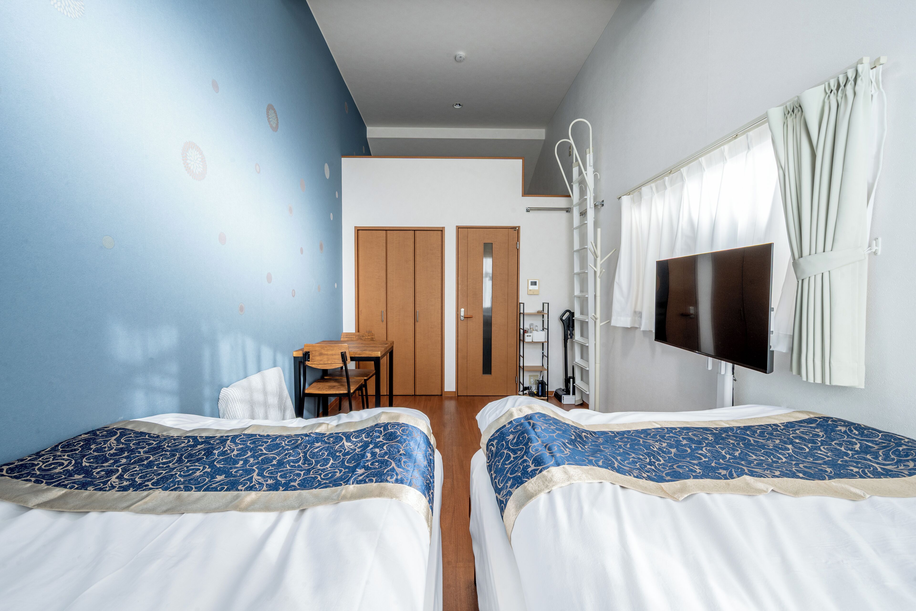 1 間睡房、熨斗/熨衫板、上網、床單