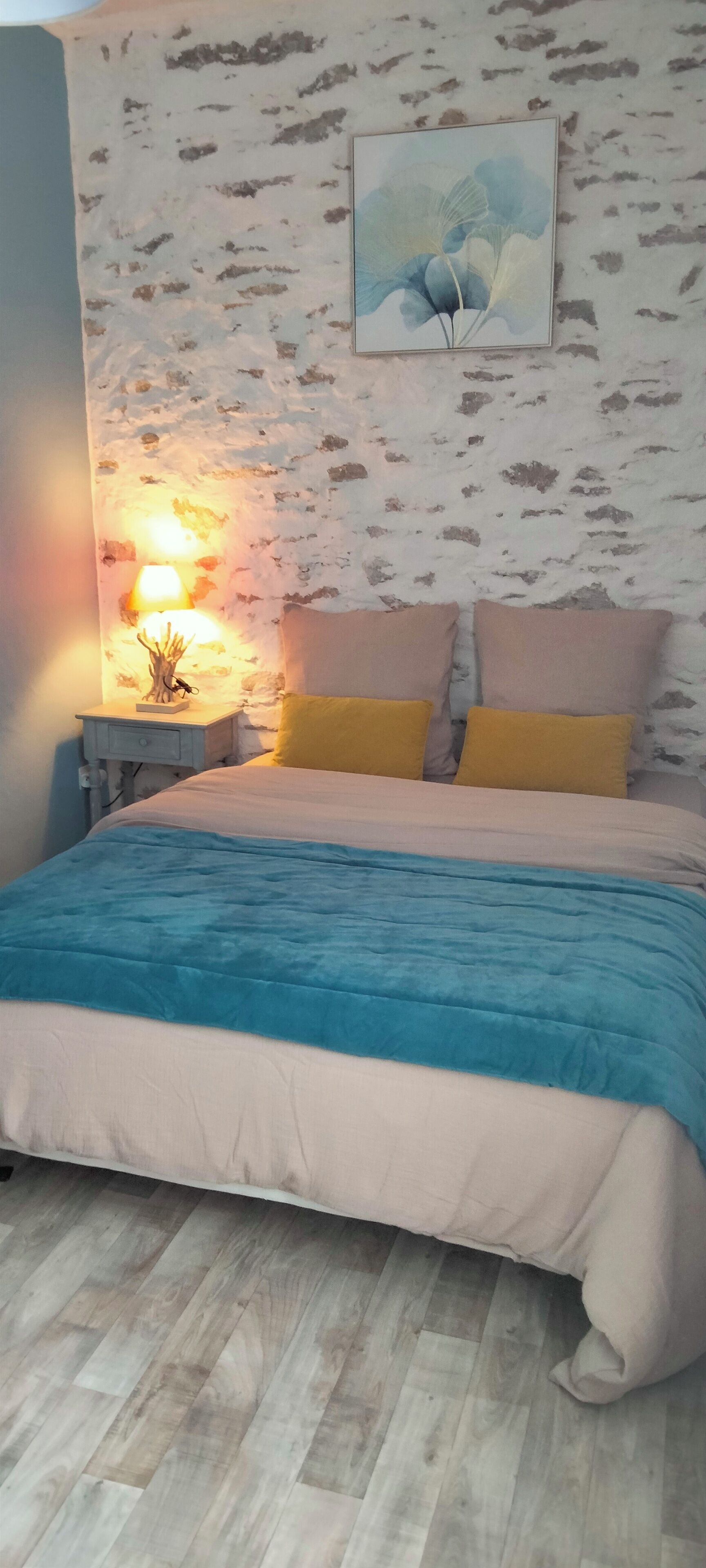 2 slaapkamers, een strijkplank/strijkijzer, wifi, beddengoed