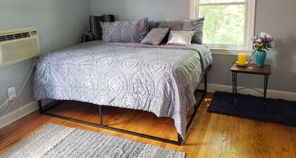 Peaceful & Cozy 1-bedroom apartment in Takoma Park