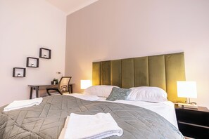 Basic Apartment | Iron/ironing board, free WiFi - Charming 2BR Apt Vienna Long Stay (Wien)