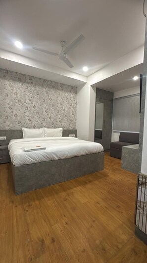 Superior Room | Desk - Hotel Serai (Udaipur)