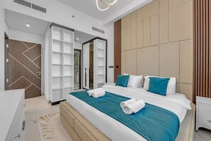 1 bedroom, iron/ironing board, WiFi, bed sheets - Opal by Danube 1BR Quiet and Private Apartment for Holidays (Dubai)