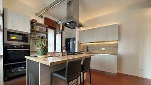 Private kitchen - [VE-Mestre Train Station] Relax&Zen Apartment (Venezia)