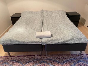 3 bedrooms, iron/ironing board, internet