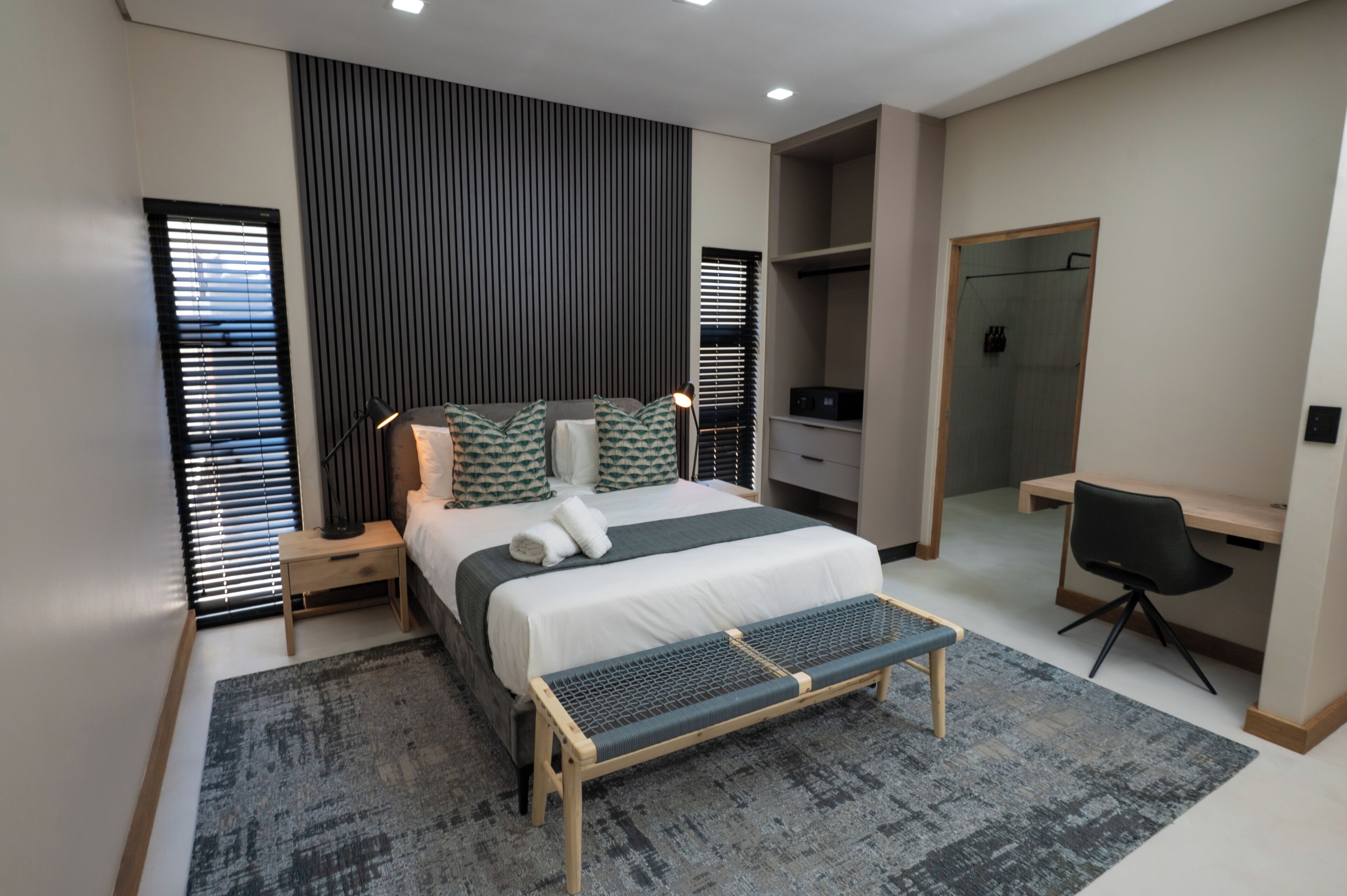 Luxury Studio | In-room safe, desk, laptop workspace, blackout curtains