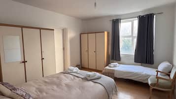 1 quarto, acesso à internet