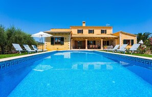 Pool - Awesome home in Arta with private swimming pool, can be inside or outside (Arta)