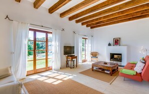 TV, DVD player - Nice home in Sant Llorenc with private swimming pool, can be inside or outside (Sant Llorenc)