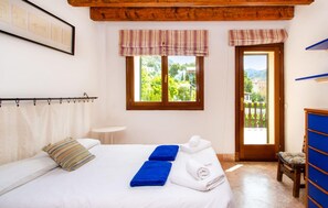 5 Schlafzimmer, Bügeleisen/Bügelbrett, Reisekinderbett, kostenloses WLAN