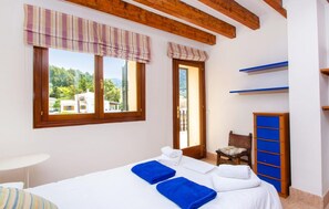 5 Schlafzimmer, Bügeleisen/Bügelbrett, Reisekinderbett, kostenloses WLAN