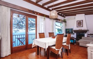 Dining - Beautiful home in Valldemossa (Valldemossa)