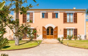 Exterior - Lovely home in Manacor with private swimming pool, can be inside or outside (Manacor)