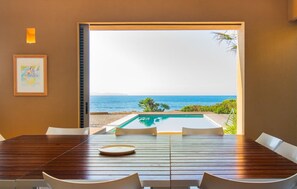 Outdoor dining - Cozy home in Betlem with private swimming pool, can be inside or outside (Betlem)