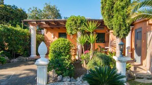 Unclassified image, 4 of 22, button - Awesome home in Cala Ratjada with WiFi (Cala Ratjada)