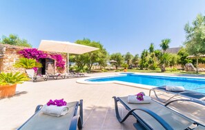 Pool - Stunning home in Santa Margalida (Santa Margalida)