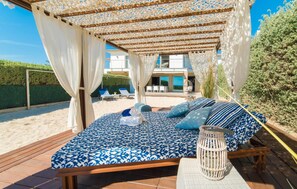 Terrace/patio - 3 bedroom beautiful home in Playa de Muro (Playa de Muro)